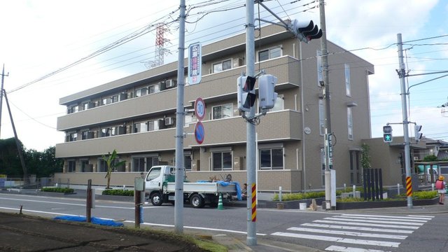 【ディアコートの建物外観】