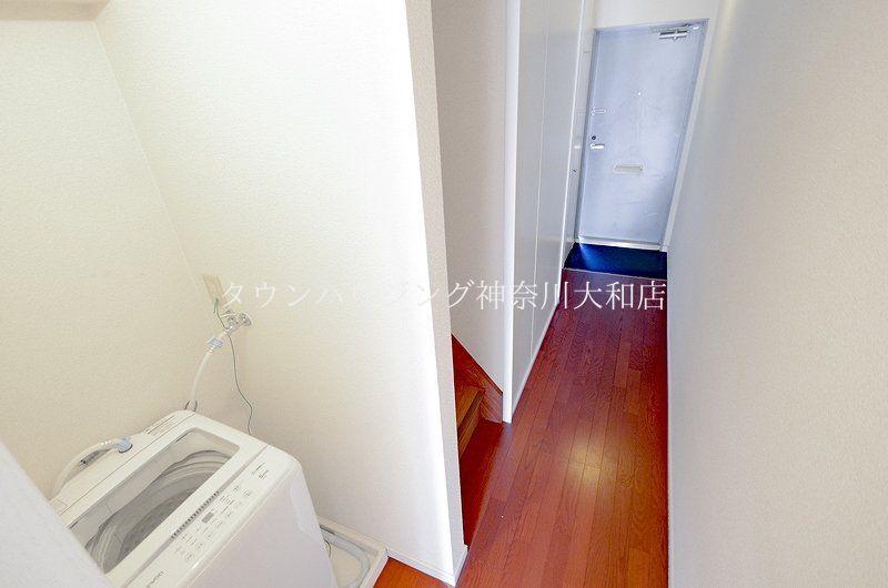 玄関　同タイプ写真