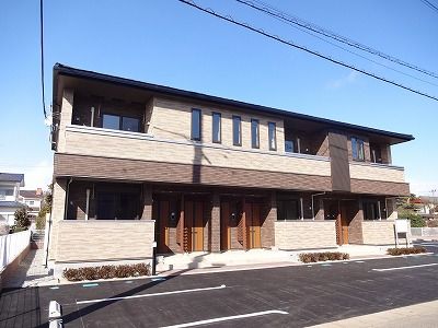 郡山市新屋敷のアパートの建物外観