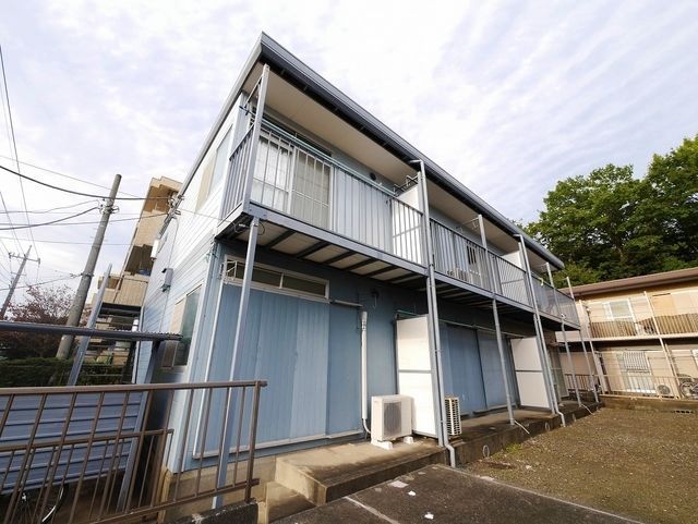 建物外観　★軽量鉄骨造のアパート★