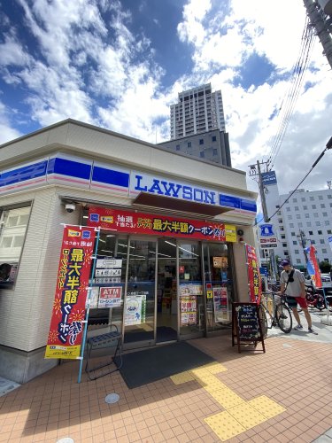 コンビニ　ローソン（コンビニ）まで120m