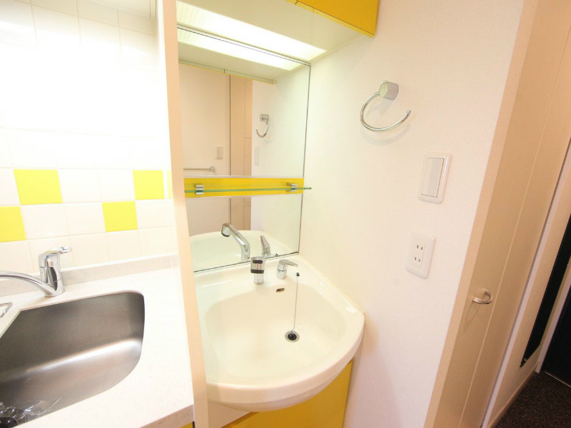 洗面設備　独立洗面台（シャンプードレッサー付）