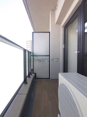 バルコニー　別部屋の参考写真で御座います。