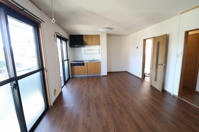 居室・リビング　リビングルーム　１４帖