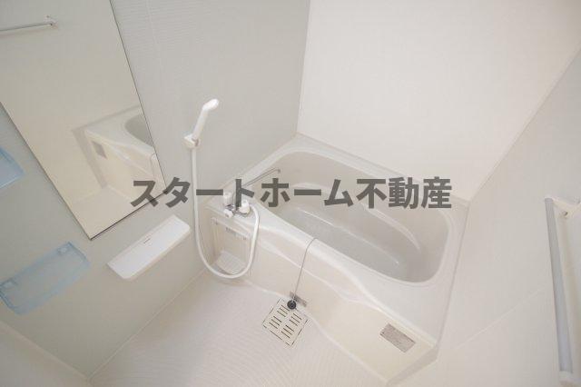 バス・シャワールーム　お風呂で日々の疲れを落としましょう