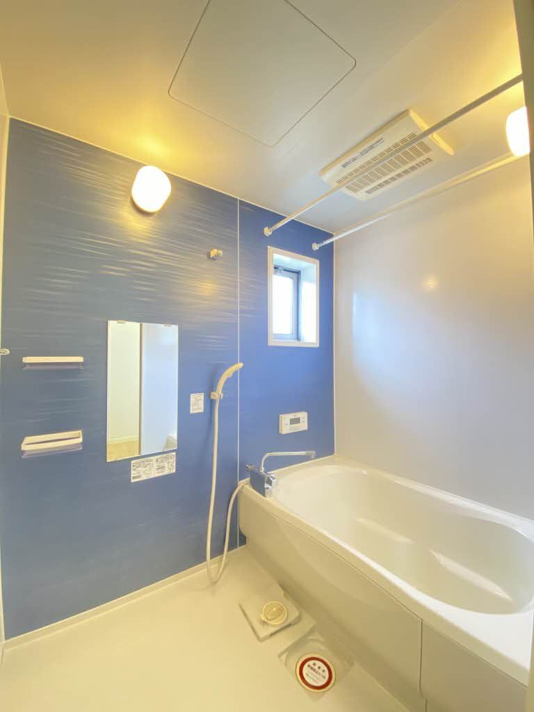 建物外観　駐車場