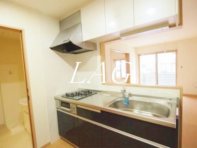 キッチン　キッチンです。