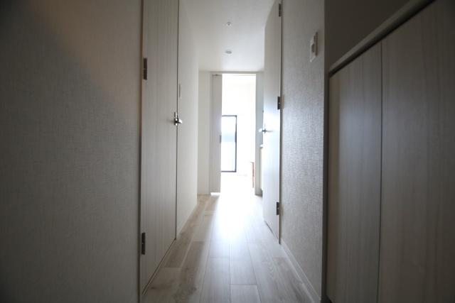 玄関　※別室の参考写真の為、現況優先です。