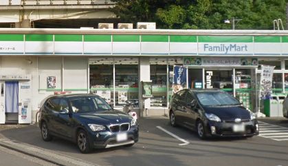 コンビニ　ファミリーマート 都筑インター店（コンビニ）まで554m