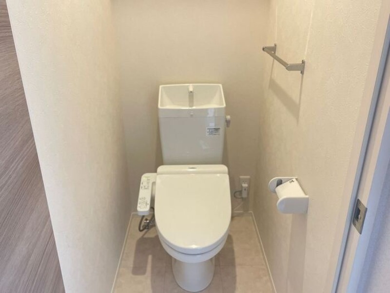 トイレ　図面と現状に相違がある場合には現状を優先