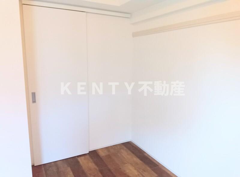 その他部屋・スペース　落ち着いて過ごせるお部屋なので、寝室にいかがでしょうか