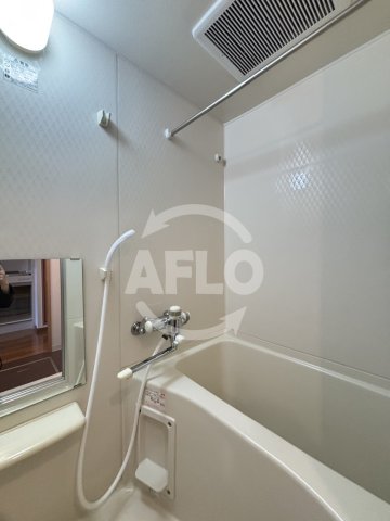 バス・シャワールーム　エル・セレーノ九条　浴室