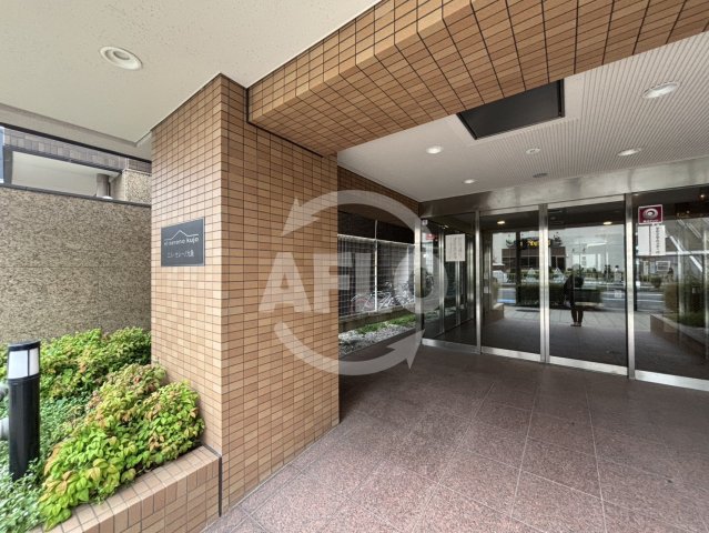 エントランス　エル・セレーノ九条　エントランス