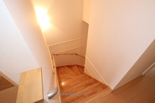 エントランス　ゆとりのあるエントランスです パークビュー高瀬A棟　201号