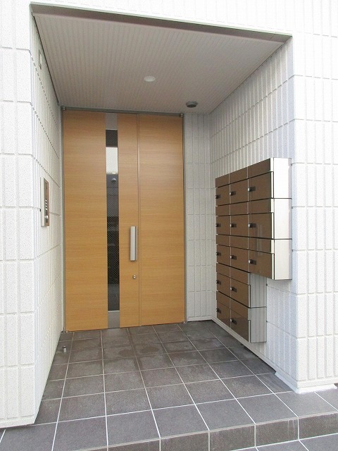 エントランス　★オートロック付エントランス★