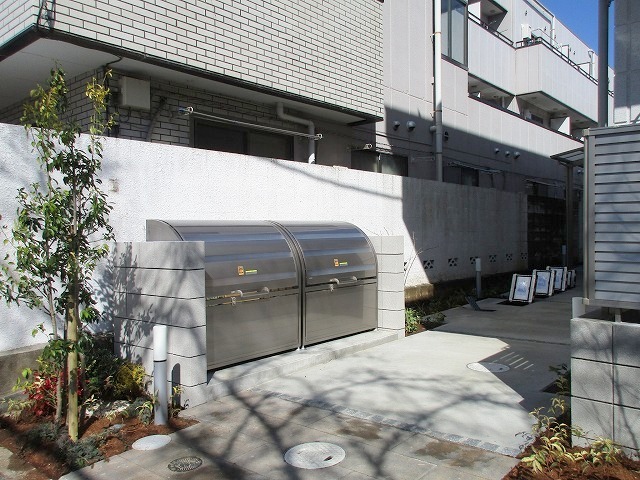 その他　★敷地内ゴミストッカー★