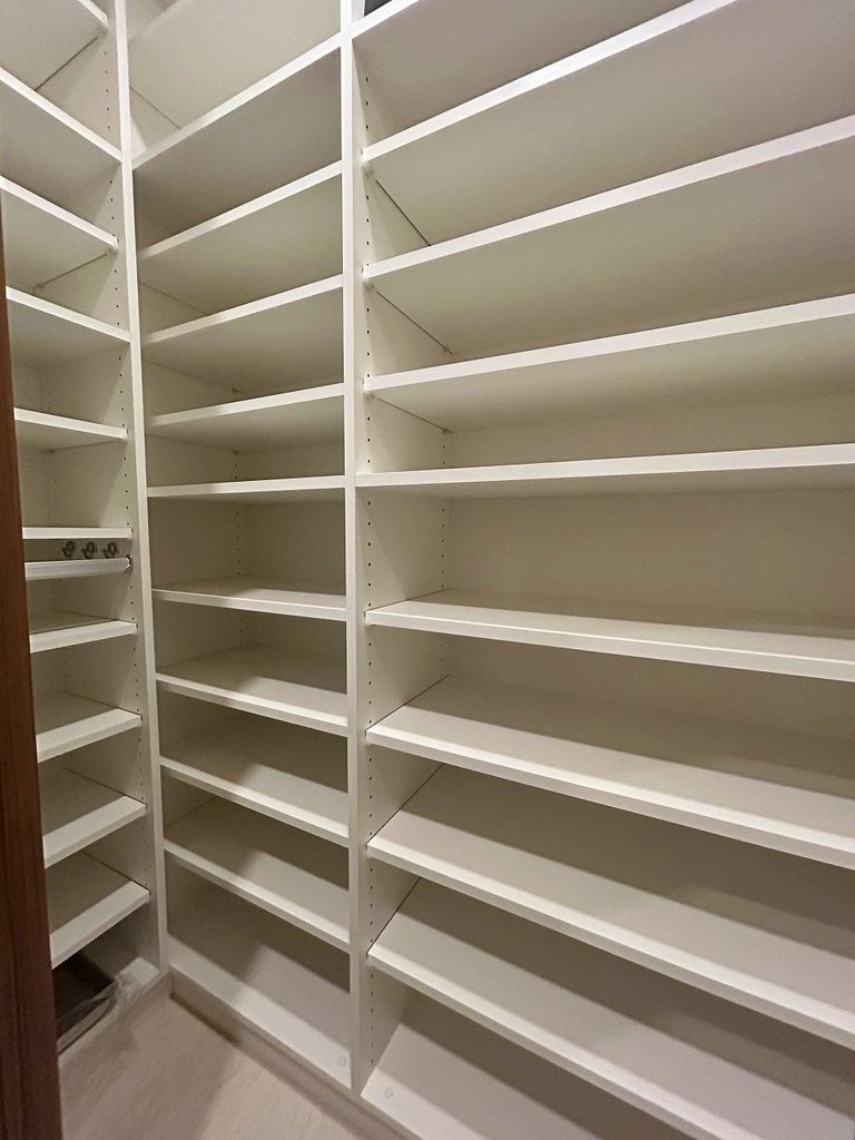収納　シューズインクローゼット