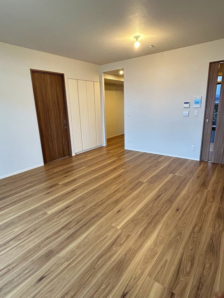 居室・リビング　ＬＤＫ（約１６．４帖）