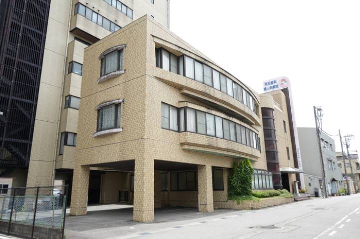 その他　丘生会岡田産科婦人科病院（その他）まで1600m