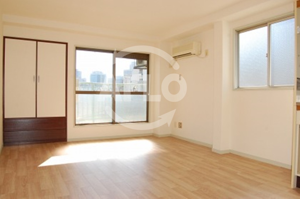 居室・リビング　サンシャイン池商