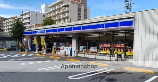 コンビニ　ローソン（コンビニ）まで200m