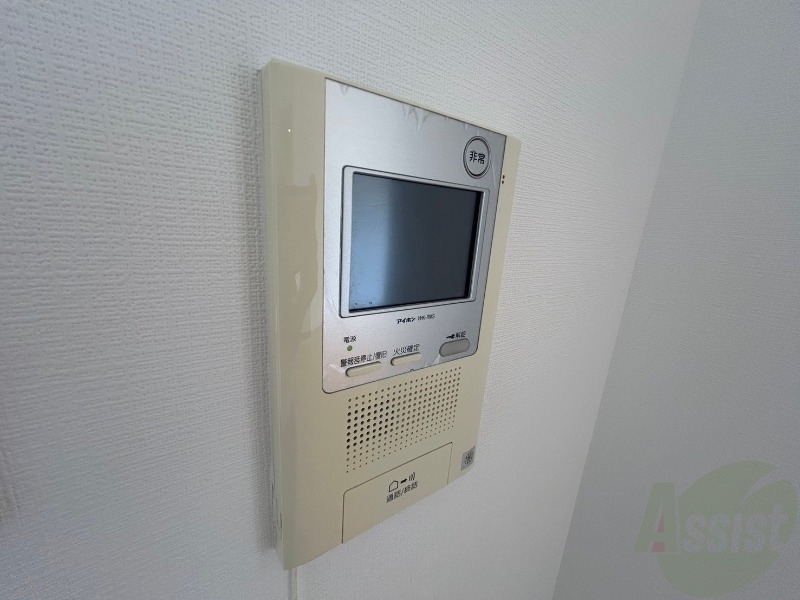 セキュリティ　インターホンは通話ができるので急な訪問があっても安心です。
