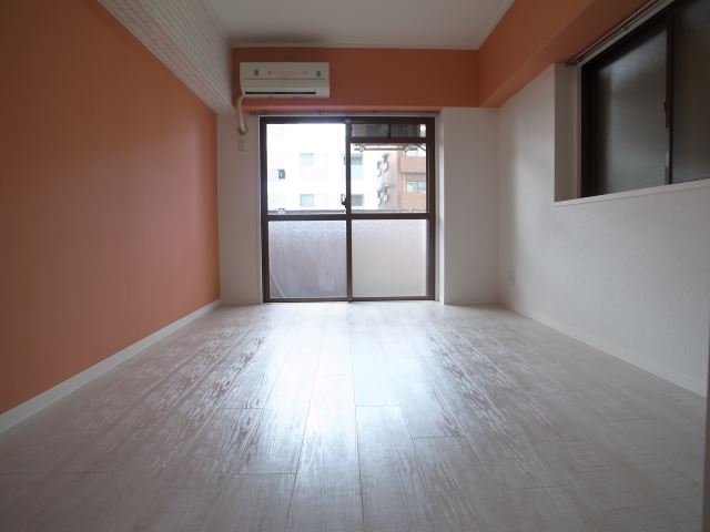 居室・リビング　洋室