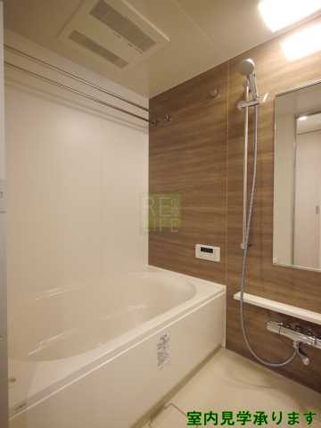 バス・シャワールーム　別部屋の参考写真です