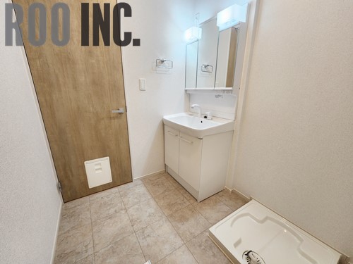 洗面設備　同タイプ