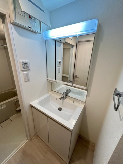 洗面設備　※別部屋の写真です