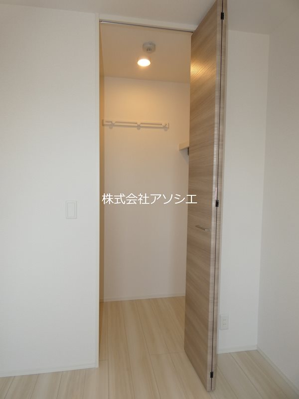 収納　ウォークインクローゼット