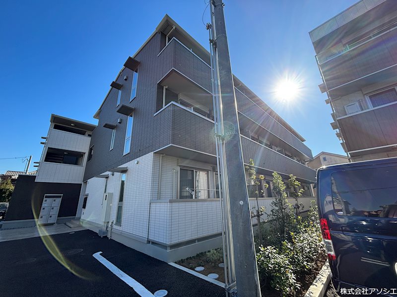 建物外観　オークリーフ三郷　Ｂのご紹介は住まいの窓口アソシエにお任せく