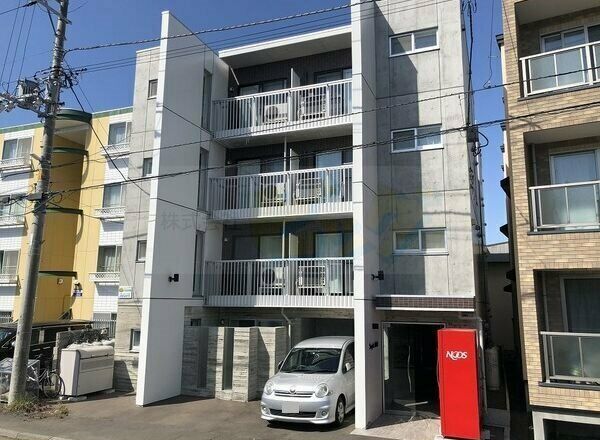 建物外観　エアコン完備の人気のデザイナーズマンションです♪