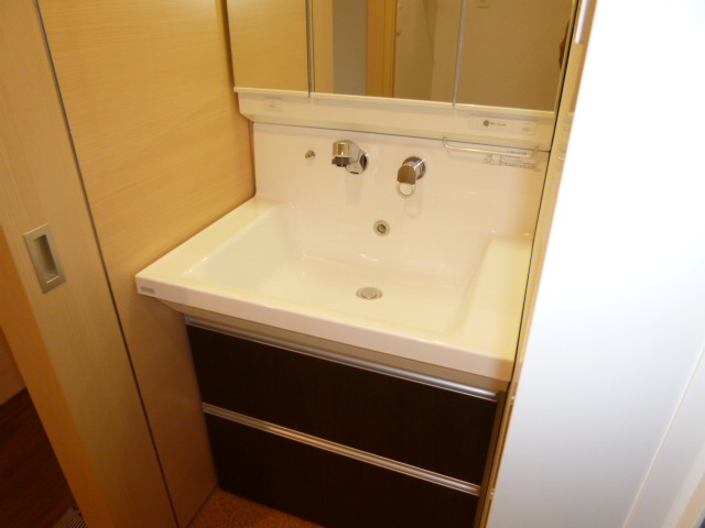 洗面設備　洗髪洗面化粧台