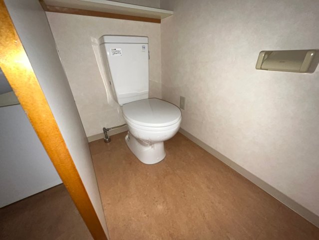 トイレ　カーサステラ