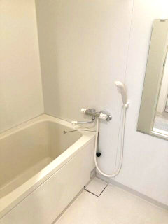 バス・シャワールーム　日々の疲れを癒すお風呂付です