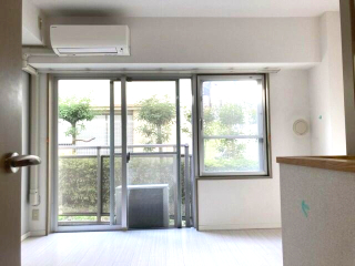 居室・リビング　きれいな洋室です