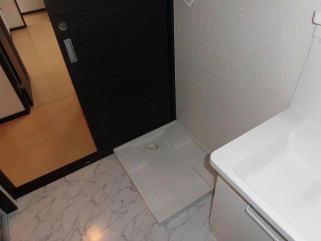 洗面設備　室内洗濯機置場