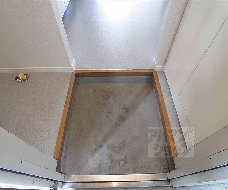 玄関　玄関スペース
