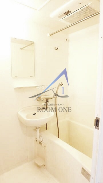 バス・シャワールーム　お風呂です。