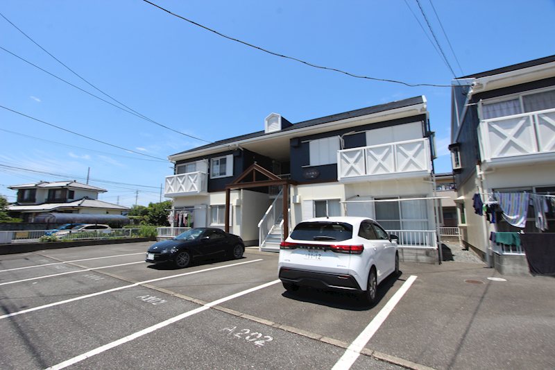 建物外観　住環境良好の熊谷市肥塚4丁目★駐車場2台付き無料（縦列）★