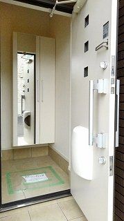 玄関