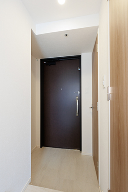 玄関　※写真は同タイプ住戸です。