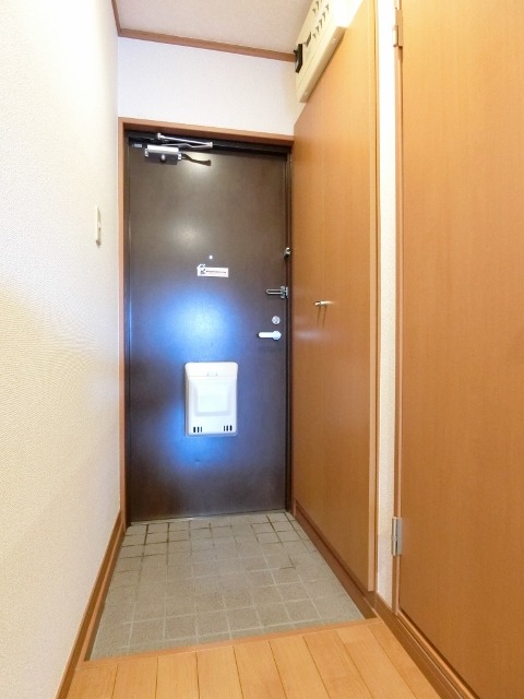 玄関　図面と現状に相違がある場合には現状を優先