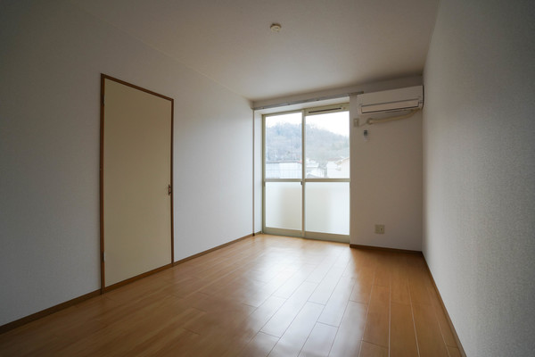 その他　同じ建物の別のお部屋
