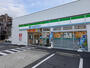 コンビニ　ファミリーマート 巽中三丁目店（コンビニ）まで728m