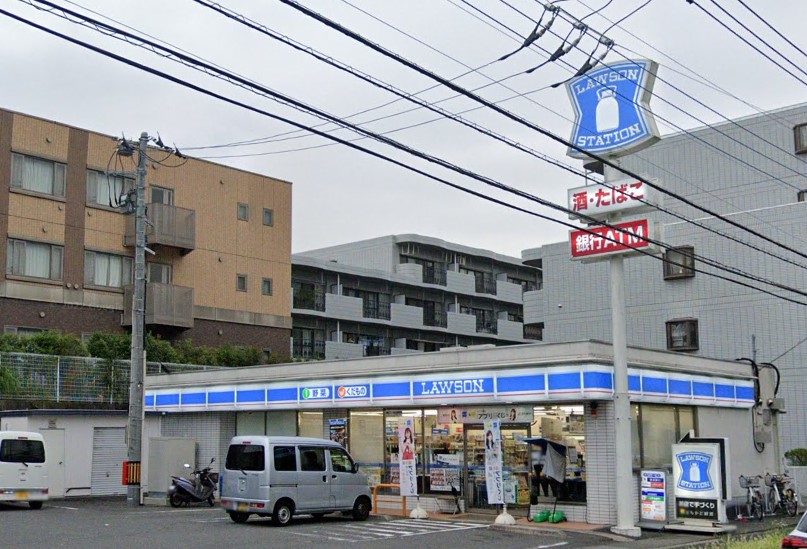 コンビニ　ローソン（コンビニ）まで814m