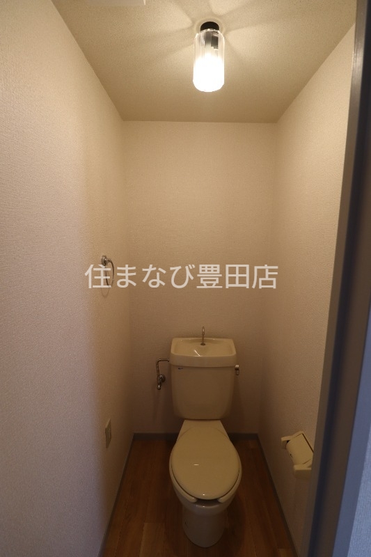 トイレ　同型タイプ