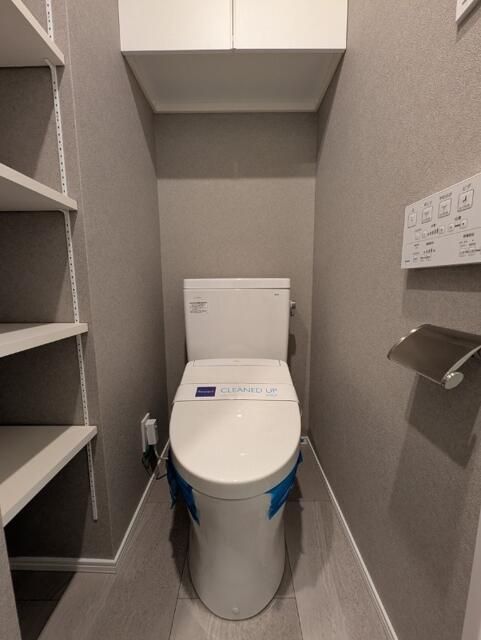 トイレ　清潔感のあるトイレです