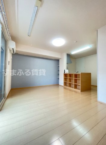 居室・リビング　同仕様　同施工会社　リビング